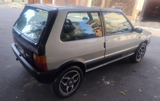 FIAT UNO 1.6 R 8V GASOLINA 2P MANUAL